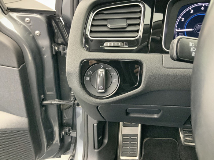 Volkswagen Golf 1.5 eTSI OPF 150 DSG7 Style 1st