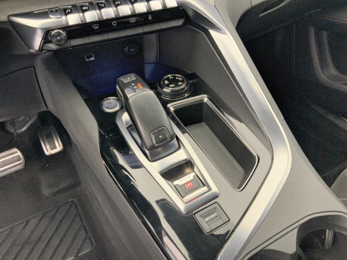 Peugeot 3008 2.0 BlueHDi 180ch S&S EAT6 GT