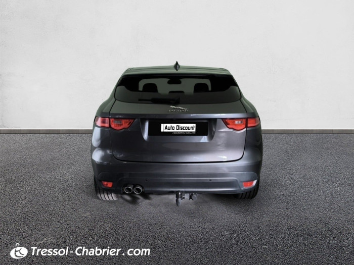 Jaguar F-Pace 2.0 D - 180 AWD Portfolio