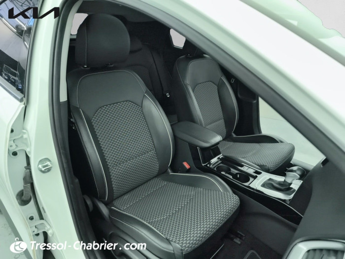 Kia XCEED MY22 1.6 CRDi 136 ch MHEV DCT7 Design