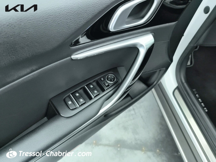Kia XCEED MY22 1.6 CRDi 136 ch MHEV DCT7 Design
