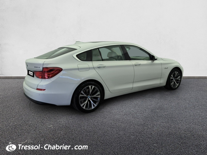 BMW SERIE 5 GRAN TURISMO 530d xDrive 258 ch Gran Turismo Luxe A