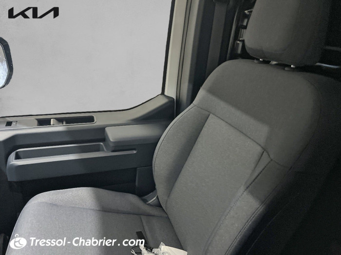 Kia PV5 CARGO FOURGON BATTERIE L ESSENTIAL