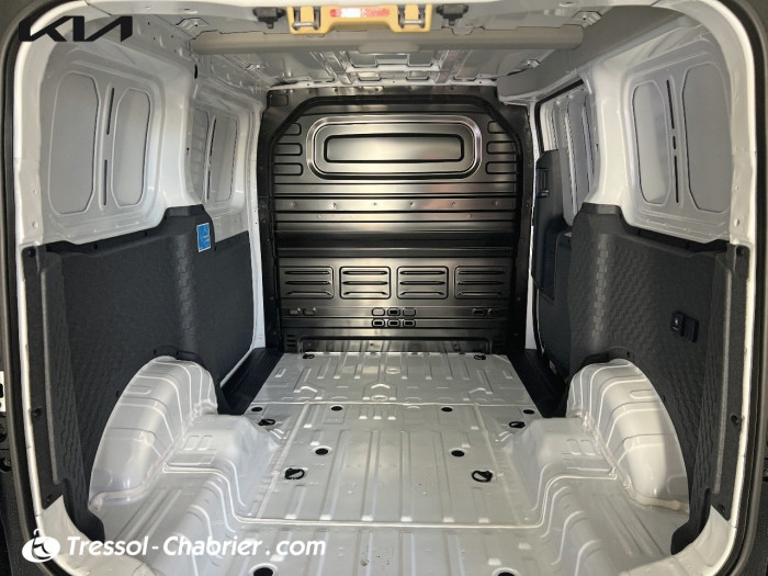 Kia PV5 CARGO FOURGON BATTERIE L ESSENTIAL