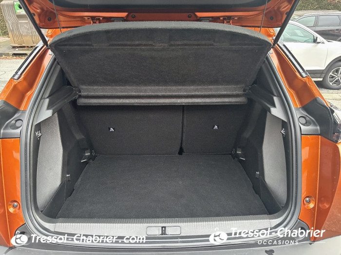 Peugeot 2008 PureTech 130 S&S EAT8 Allure