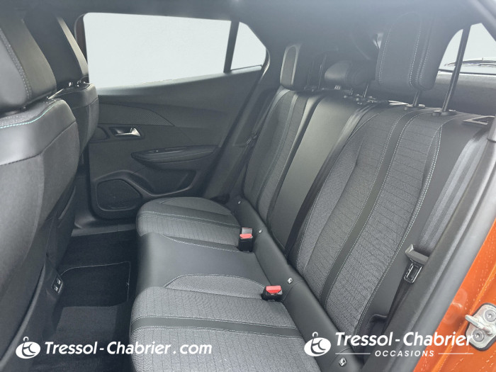 Peugeot 2008 PureTech 130 S&S EAT8 Allure