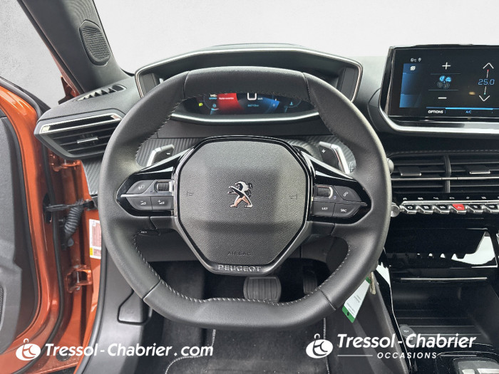 Peugeot 2008 PureTech 130 S&S EAT8 Allure