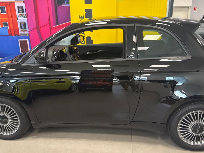 Fiat 500e BERLINE 500 e 95 ch Icône