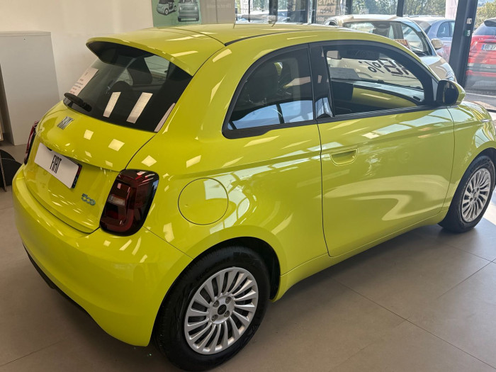 Fiat 500e BERLINE MY22 SERIE 1 STEP 2 500 e 118 ch Icône Plus