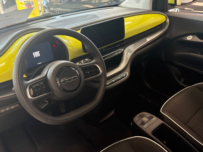 Fiat 500e BERLINE MY22 SERIE 1 STEP 2 500 e 118 ch Icône Plus