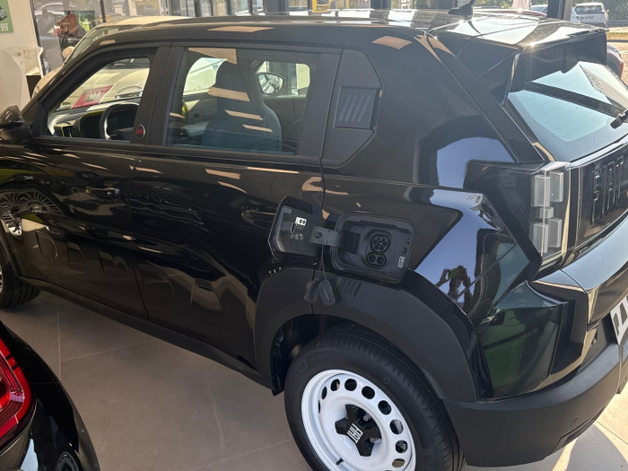 Fiat GRANDE PANDA e 83 ch RED