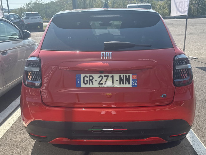 Fiat 600e 156 ch 54 kWh La Prima