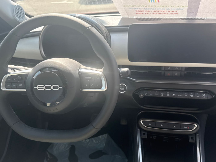 Fiat 600e 156 ch 54 kWh La Prima
