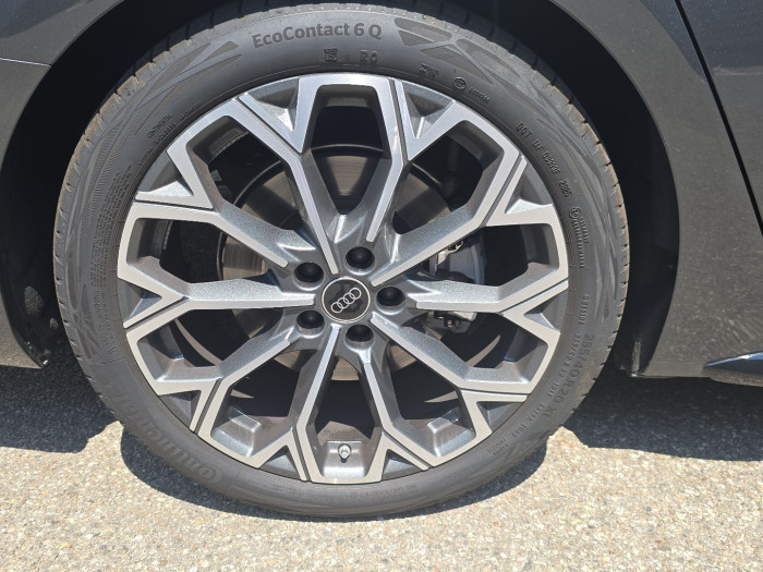 Audi A6 AVANT DIESEL Nouveau TDI 204 ch S tronic 7 S line