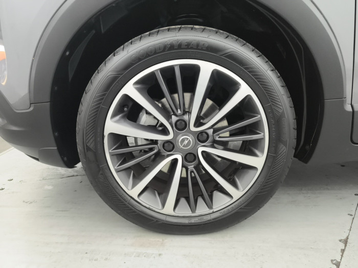 Opel CROSSLAND X 1.2 Turbo 130 ch Design 120 ans