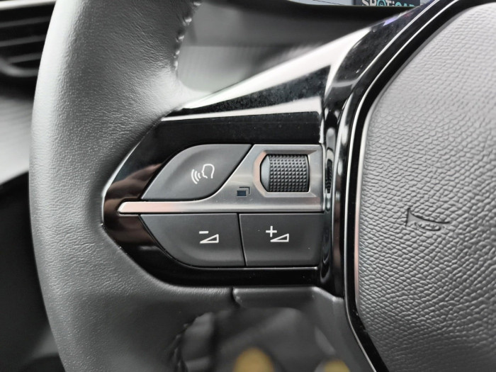 Peugeot 208 ELECTRIQUE 50 kWh 136ch Allure Pack