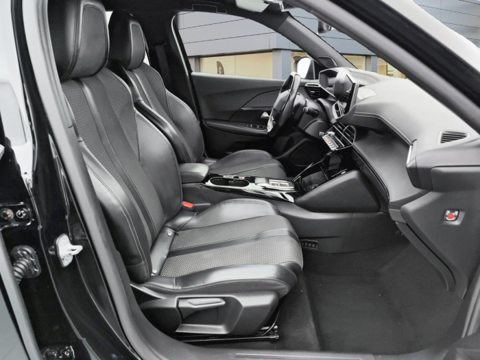 Peugeot 2008 ELECTRIQUE Moteur électrique 136 ch Allure Pack