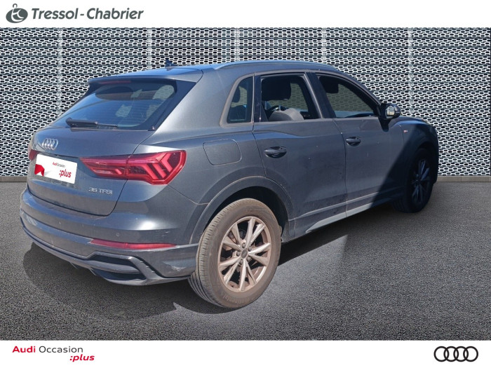 Audi Q3 35 TFSI 150 ch S tronic 7 S line