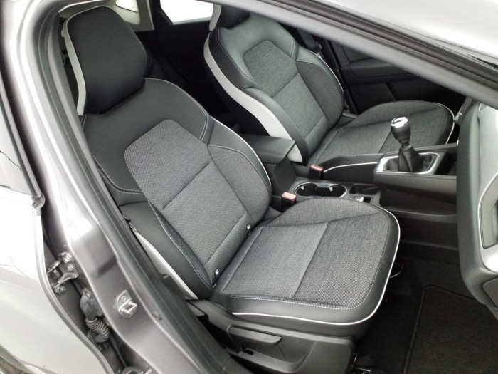 Renault CAPTUR TCe 90 Techno