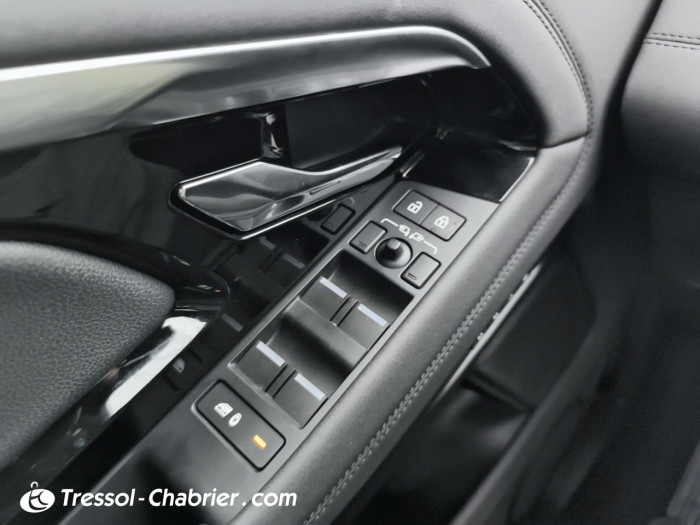 Land Rover Range Rover Evoque Mark I P300e PHEV AWD BVA8 R-Dynamic