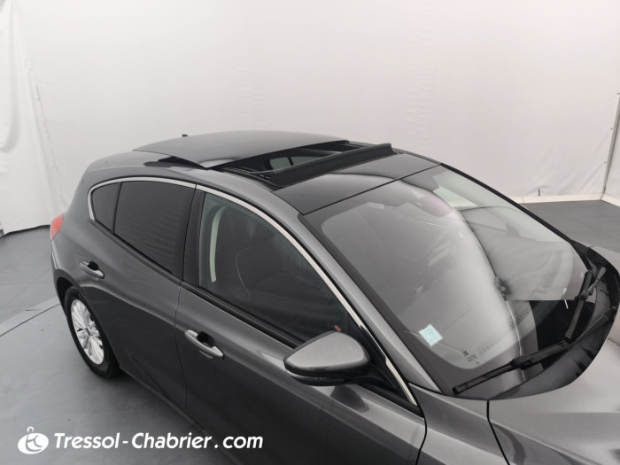 Ford Focus 1.0 EcoBoost 125 S&S BVA8 Titanium