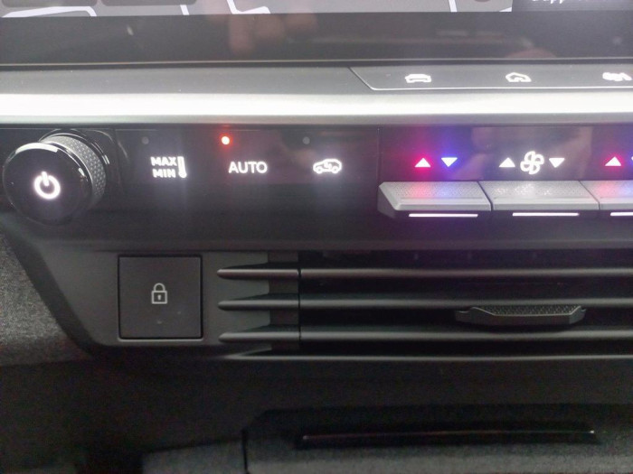 Opel GRANDLAND 1.2 Turbo Hybrid 136 ch e-DCT6 GS
