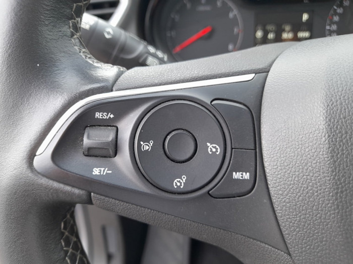 Opel Grandland X 1.2 Turbo 130 ch BVA8 GS Line