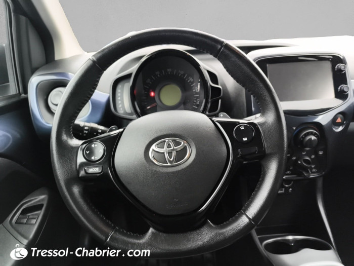 Toyota Aygo 1.0 VVT-i x-shift x-cite Bleu Cyan
