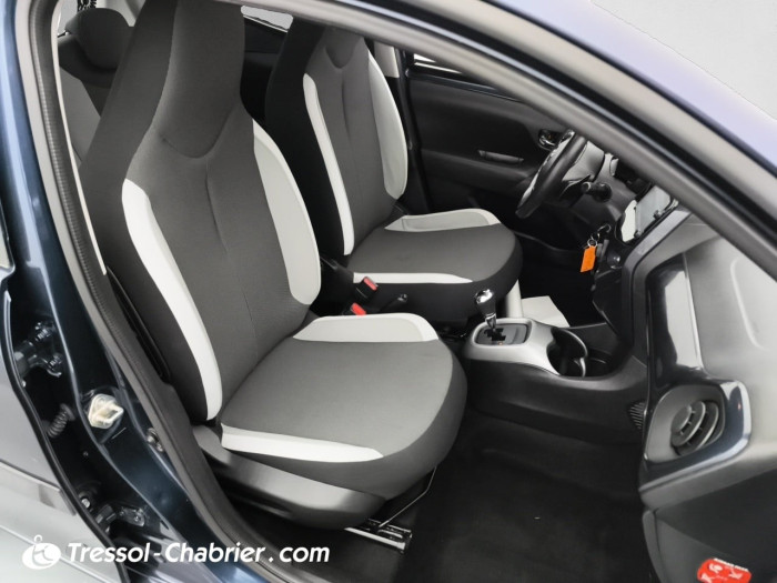 Toyota Aygo 1.0 VVT-i x-shift x-cite Bleu Cyan