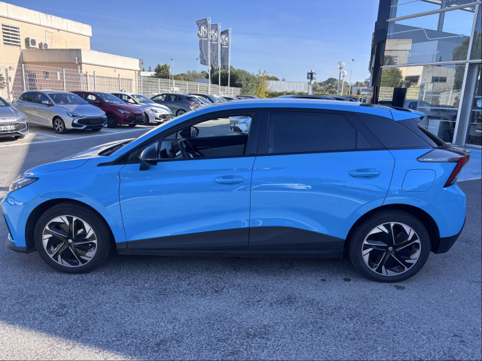 MG MG4 Nouveau Electric 64kWh - 150 kW 2WD Luxury