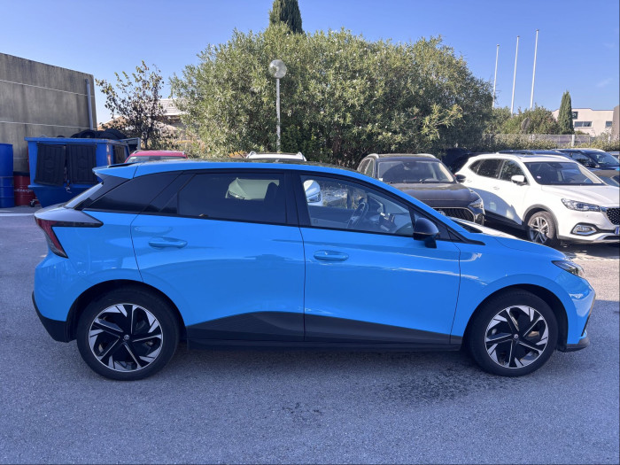 MG MG4 Nouveau Electric 64kWh - 150 kW 2WD Luxury
