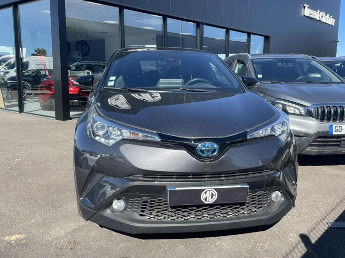 Toyota C-HR HYBRIDE RC18 122h Dynamic