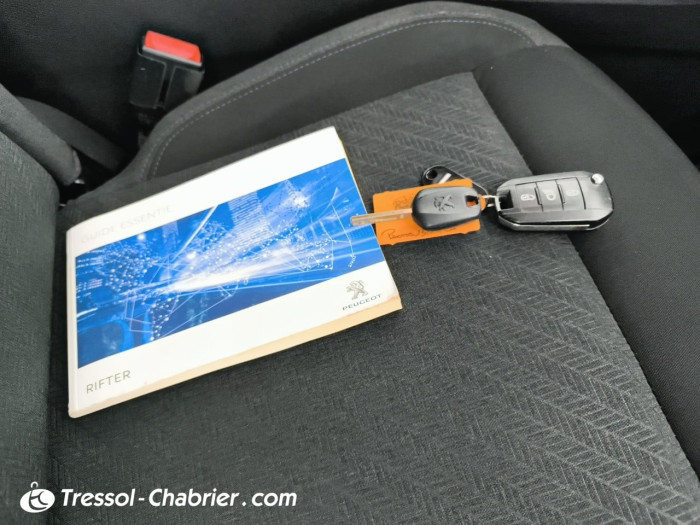 Peugeot RIFTER Standard BlueHDi 130 S&S EAT8 Allure