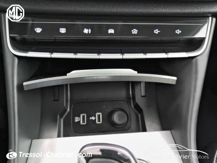 MG EHS 1.5T GDI PHEV Luxury