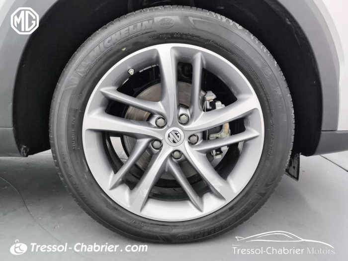 MG EHS 1.5T GDI PHEV Luxury