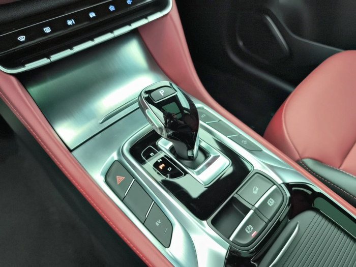 MG EHS 1.5T GDI PHEV Luxury