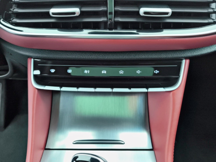 MG EHS 1.5T GDI PHEV Luxury