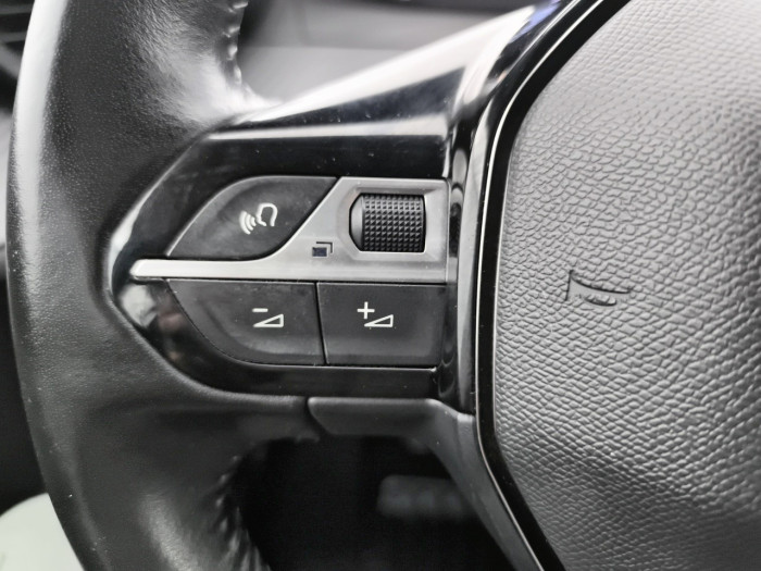 Peugeot 208 BUSINESS R BLUEHDI 100 S&S BVM6 ACTIVE BUSINESS R