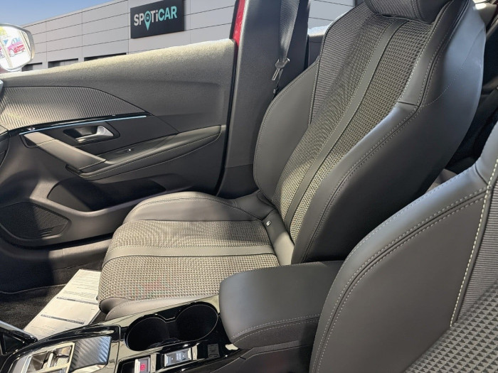 Peugeot 208 ELECTRIQUE 50 kWh 136ch GT