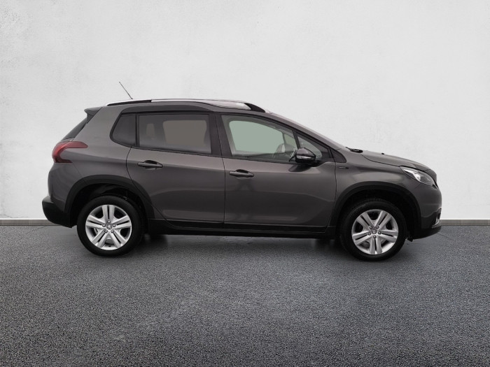 Peugeot 2008 PureTech 82ch S&S BVM5 Signature