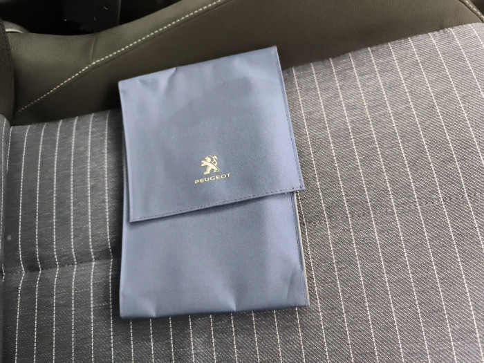 Peugeot 208 Affaire BLUEHDI 100 S&S BVM6 PREMIUM