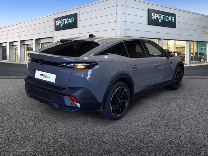 Peugeot 408 Hybrid 136 e-DCS6 GT