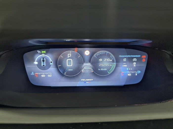 Peugeot 408 Hybrid 136 e-DCS6 GT