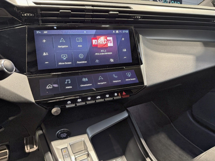 Peugeot 408 Hybrid 136 e-DCS6 GT