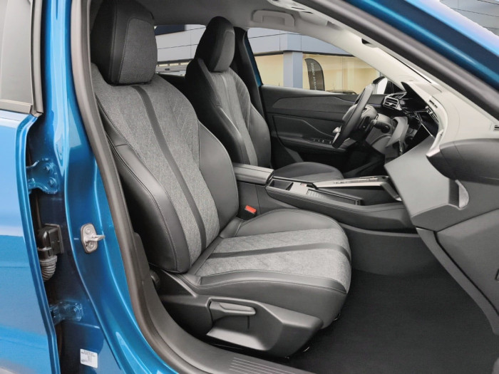 Peugeot 408 PHEV 180 e-EAT8 Allure Pack