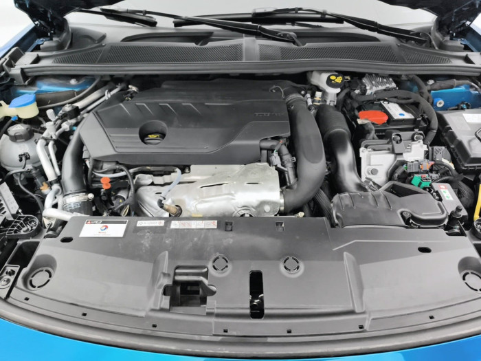 Peugeot 408 PHEV 180 e-EAT8 Allure Pack