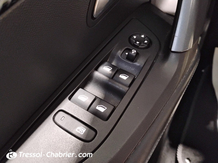 Peugeot 2008 BUSINESS PureTech 130 S&S EAT8 Allure Business