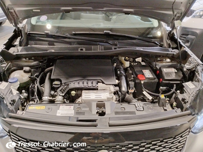 Peugeot 2008 BUSINESS PureTech 130 S&S EAT8 Allure Business