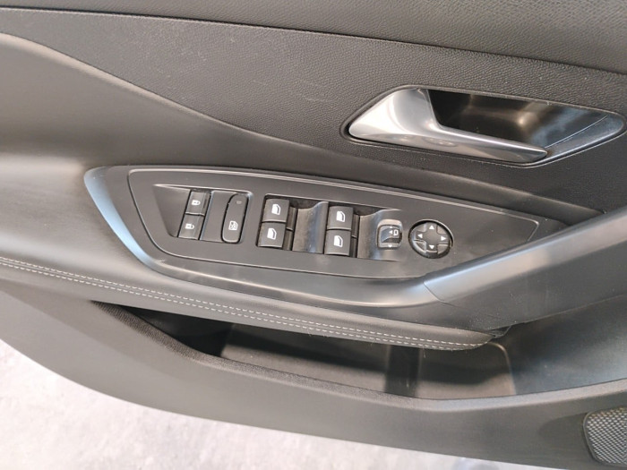 Peugeot 408 PureTech 130 ch S&S EAT8 Allure Pack