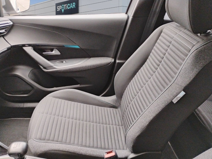 Peugeot 2008 PureTech 100 S&S BVM6 Style